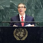 El ministro de Relaciones Exteriores de Cuba, Bruno Eduardo Rodríguez Parrilla, se dirige a la Asamblea General de las Naciones Unidas en la sede de la ONU en Nueva York el 27 de septiembre de 2025. Foto Afp