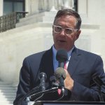 Más voces en EEUU condenan medida de asfixia de Trump contra Cuba 40-comprimido