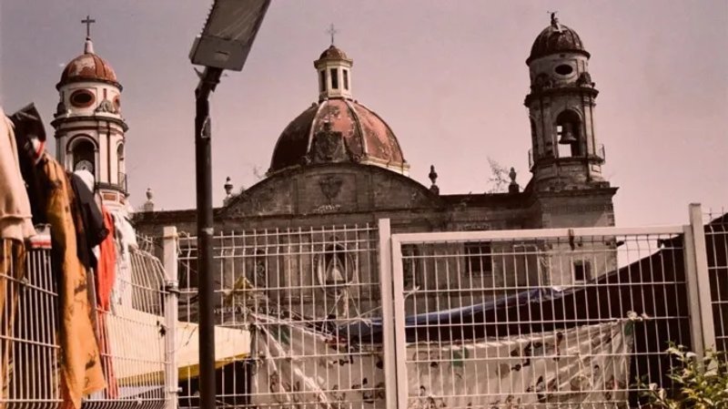 Muchos migrantes ya no asisten misa por temor a redadas en iglesias. Foto La Hora: Vatican News