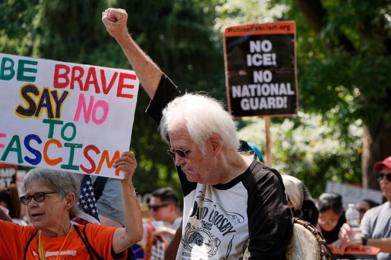 La Casa Blanca tomó medidas agresivas para eliminar esta protección, haciendo que más personas sean elegibles para su expulsión. Foto: Ap