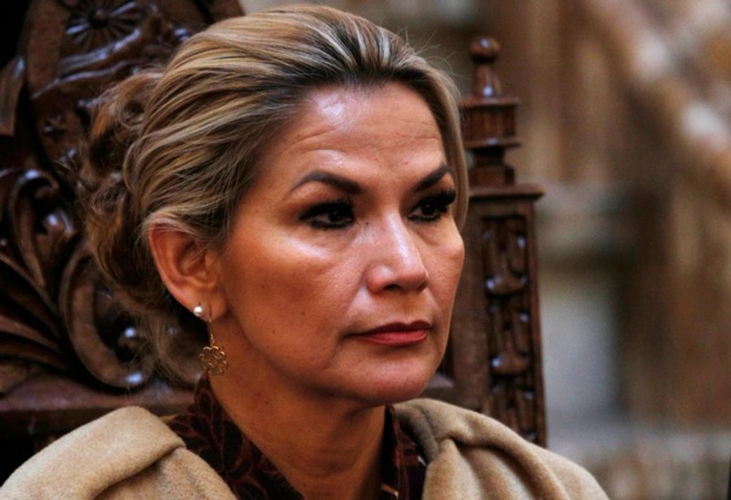 La ex presidenta de Bolivia, Jeanine Áñez, es acusada de autorizar la masacre de Senkata, durante sus funciones como mandataria. Foto Ap