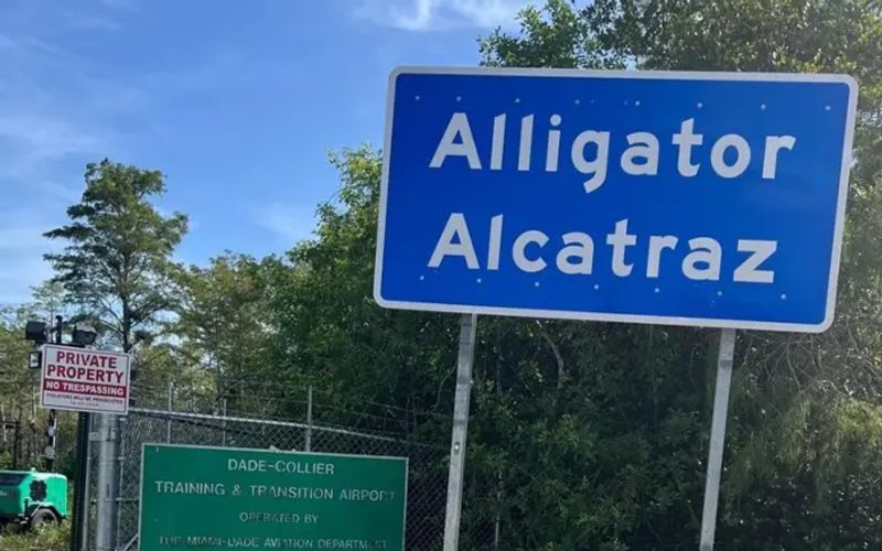 Cancillería asegura que son 41 guatemaltecos detenidos en "Alligator Alcatraz" . Foto La Hora: Minex.