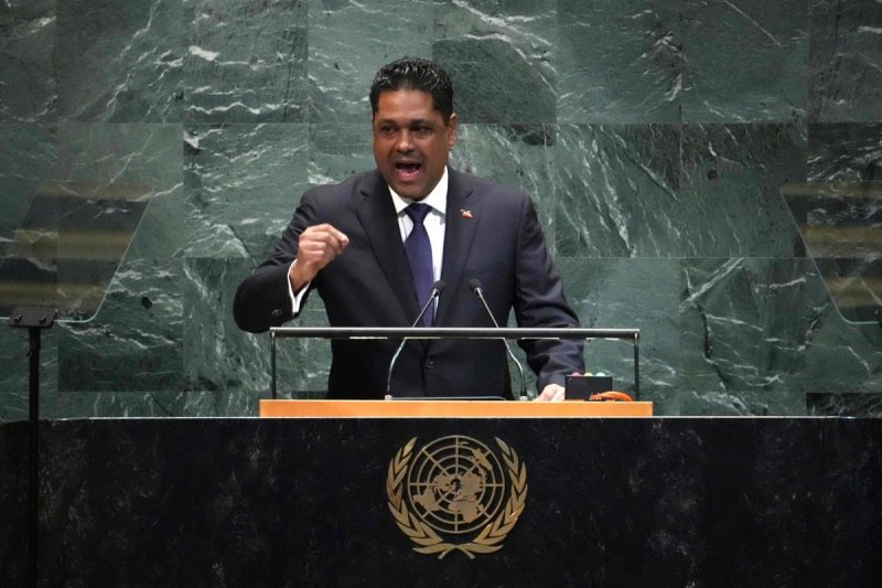 Laurent Saint-Cyr, presidente de Haití, habla durante la Asamblea General de las Naciones Unidas en Nueva York, el 25 de septiembre de 2025. Foto Afp
