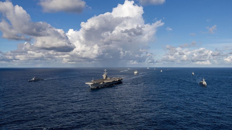 Buques multinacionales participando en la 66.ª edición de UNITAS, el ejercicio marítimo multinacional más antiguo del mundo. Costa este de EE.UU., 15 de septiembre de 2025. Facebook @NAVSOUS4THFLT