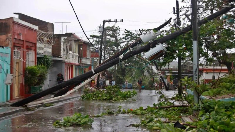 cuba melissa 1 El coordinador de la ONU en Cuba, indicó que el bloqueo unilateralmente de Estados Unidos a Cuba complica la obtención de recursos para brindar atención humanitaria en la zona afectada por el huracán. Foto: EFE