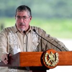 La fiscalía de Guatemala pidió retirar la inmunidad del presidente, Bernardo Arévalo, para investigarlo por supuesto incumplimiento de deberes por la fuga de prisión de 20 cabecillas de la pandilla Barrio 18. Foto Afp