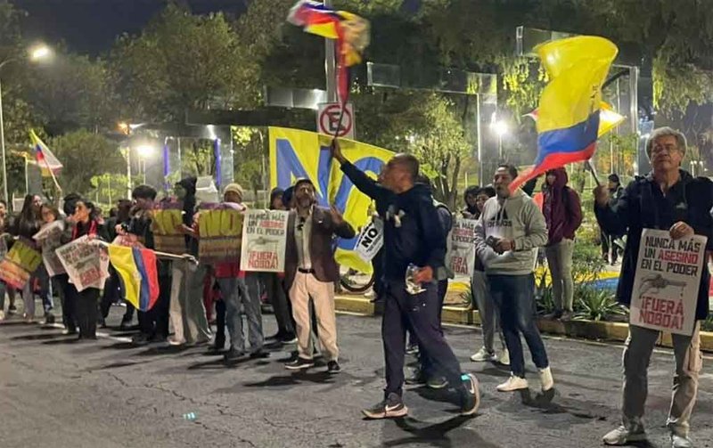 Quito, 17 nov (Prensa Latina) Ecuador celebra hoy lo que es considerada una victoria ciudadana del No en el referéndum y consulta popular que impulsó el presidente Daniel Noboa en aras de instalar bases militares extranjeras, redactar una nueva Constitución y otras propuestas.