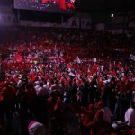 "La lucha es el domingo 30 entre dos modelos: el modelo de la oligarquía y el modelo socialista democrático" de la presidenta Castro, dijo Moncada ante una multitud en un polideportivo en Tegucigalpa. Foto Xinhua