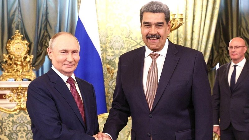 El presidente ruso, Vladímir Putin, y su homólogo venezolano, Nicolás Maduro Kremlin Press Office