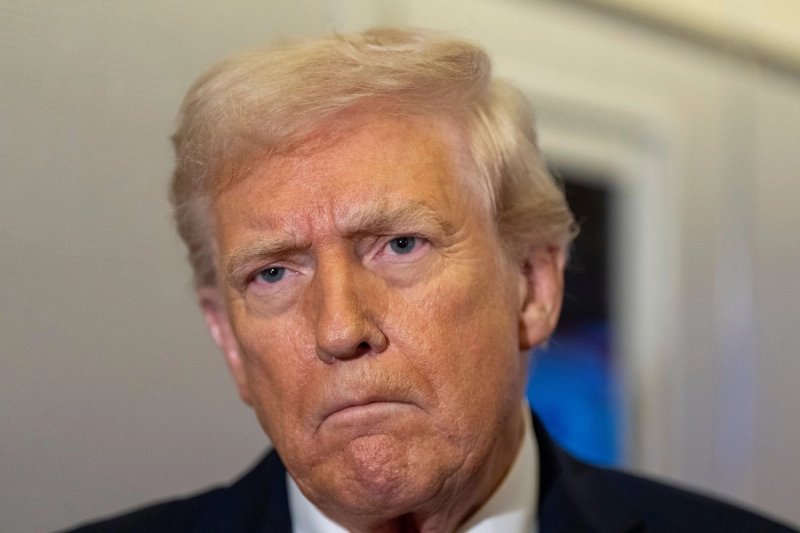 “Haremos que Estados Unidos vuelva a ser totalmente seguro, y llevaremos al perpetrador de este bárbaro ataque ante una justicia rápida y certera —si es que las balas viajando en la dirección opuesta no lo han hecho ya”, indicó al concluir su conferencia. Foto Ap