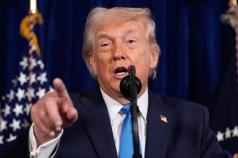 Donald Trump durante una conferencia de prensa el 3 de enero. Foto Ap