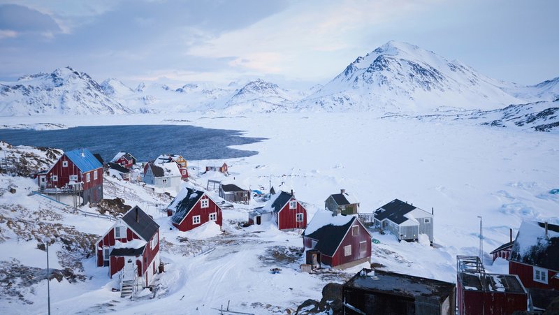 Pueblo inuit de Kulusuk en invierno, Groenlandia Alex Hibbert / Gettyimages.ru