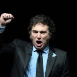 El presidente argentino Javier Milei en el estadio Luna Park de Buenos Aires, el 22 de mayo de 2024. Foto Afp