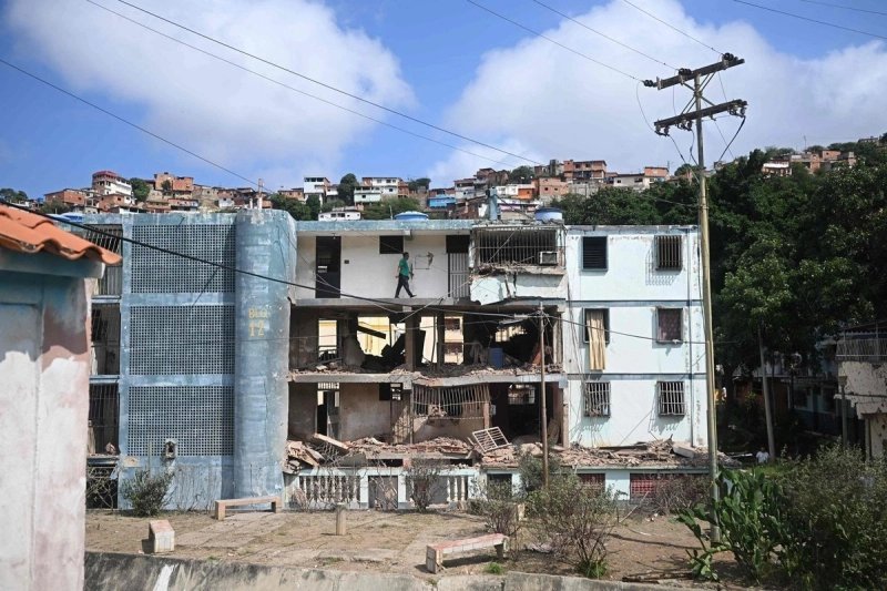 La agresión militar perpetrada por Estados Unidos contra Venezuela el pasado 3 de enero generó daños en al menos 463 apartamentos ubicados en Caracas, informó la presidenta encargada, Delcy Rodríguez. Foto Afp/Archivo