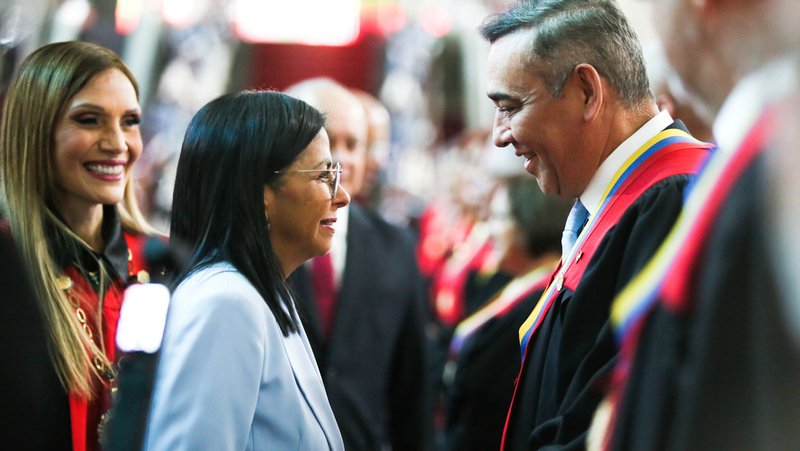 A la izquierda, Delcy Rodríguez, presidenta encargada de Venezuela. Caracas, 30 de enero de 2026. Prensa presidencial de Venezuela