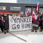 Protesta en Nuuk, capital de Groenlandia. Fuente de la imagen: Yahoo Noticias.