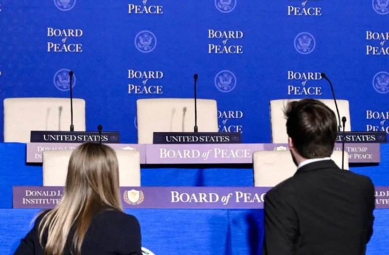 Fuentes: Voces del Mundo [Foto: Preparativos de las reuniones de la Junta de la Paz (EFE/EPA/ALESSANDRO DI MEO)]