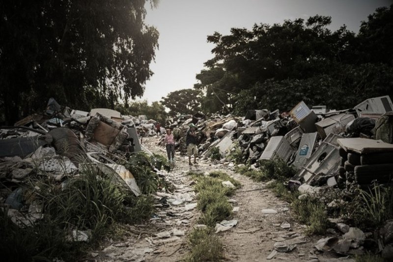 Residuos son enviados de países ricos a regiones que no pueden gestionar este tipo de desechos. Foto: OMS