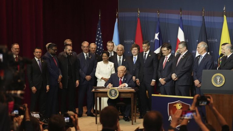 Díaz-Canel arremete contra la «reaccionaria y neocolonial» Cumbre Escudo de las Américas de Trump