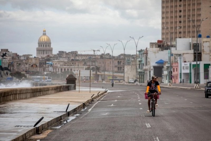Fuentes: La Jornada - Imagen: El Pentágono sabe que Cuba ha preparado durante décadas a la población según la doctrina militar de “Guerra de Todo el Pueblo”, concepto disuasivo ideado hace 40 años por Fidel Castro. Foto: Jaír Cabrera Torres.