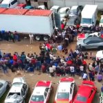 Hallan a 229 migrantes encerrados en un tráiler en Xalapa; mayoría son guatemaltecos. Foto La Hora: Captura de pantalla.