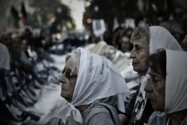Argentina: ataques a la memoria, verdad y justicia