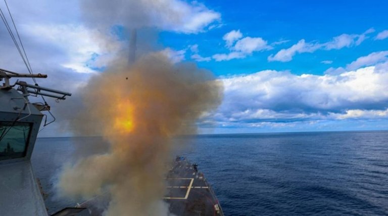 Estrecho de Ormuz se convierte en zona de guerra