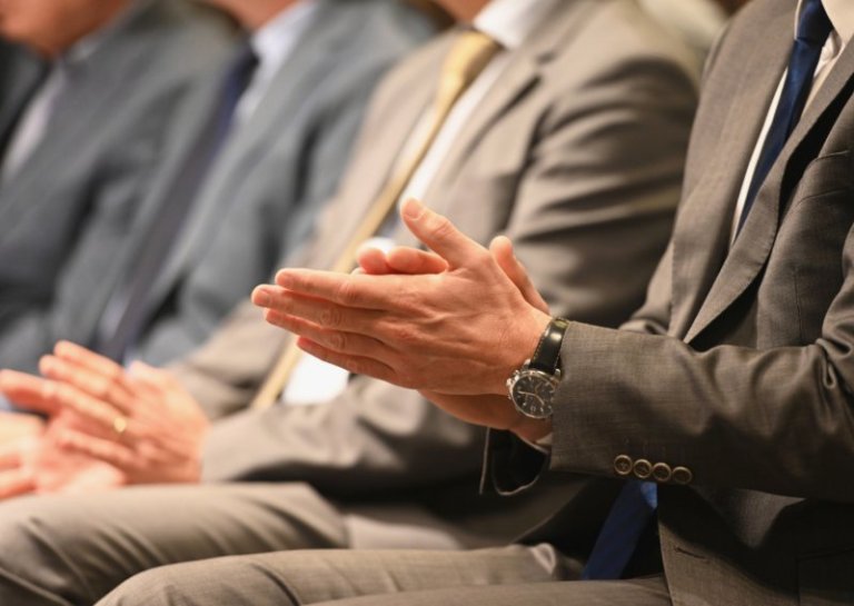 Guatemala – El tablero electoral de 2027 en jaque: Diez partidos y la mayoría de comités, en riesgo de desaparecer