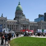 Manifestación contra la reforma laboral, frente al Congreso argentino, a 27 de febrero de 2026, en Buenos Aires (Argentina). Foto: Europa Press / Archivo