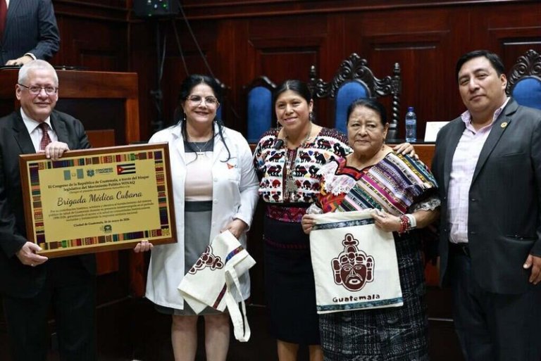 Crece agradecimiento a labor de Brigada Médica de Cuba en Guatemala