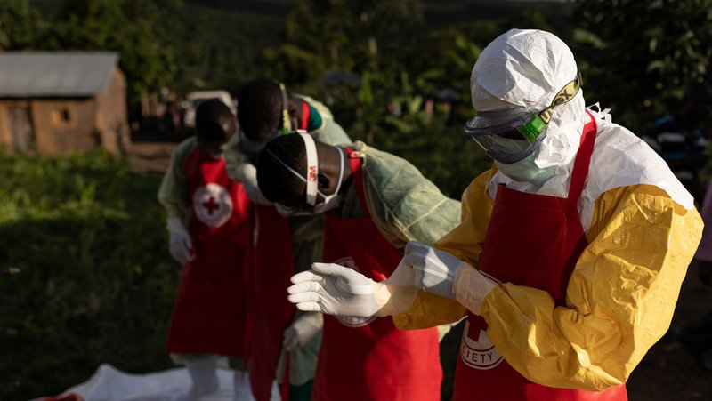 Médicos en Uganda Luke Dray / Gettyimages.ru