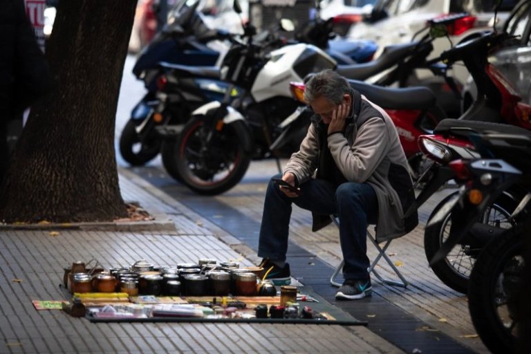 Principal central obrera de Argentina advierte a presidente que se «terminó la paciencia»