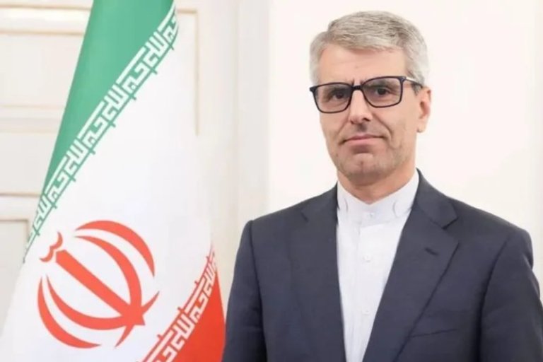 Irán dice que un acuerdo con EE.UU. no está cerca a pesar del incremento de la diplomacia