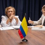 La ministra, Rosa Villavicencio, advirtió de que el "unilateralismo" y la injerencia de "poderes extranjeros" sobre otros países, particularmente en el continente americano, socavan "la democracia y los principios de coexistencia que fueron conquistados por los procesos de descolonización". Foto: @CancilleriaCol