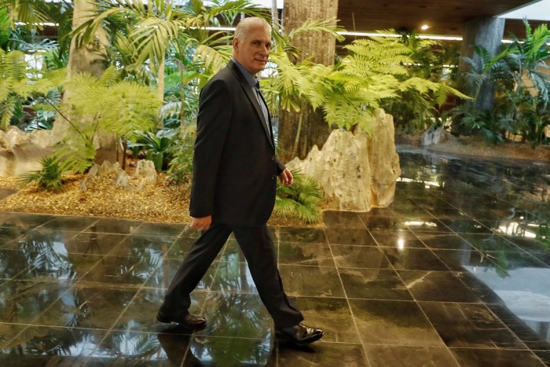 El presidente de Cuab, Miguel Díaz-Canel, sostuvo que el objetivo del gobierno es "salvar la Revolución y sus innegables conquistas sociales" en medio de la crisis económica que enfrenta el país. Foto: Marco Peláez