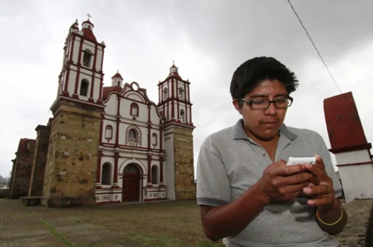Extractivismo de datos y el espejismo de la inclusión