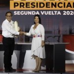 Regreso al fujimorismo o a la izquierda: Perú define su destino en segunda vuelta Los candidatos presidenciales Roberto Sánchez y Keiko Fujimori en Lima, Perú, 31 de mayo del 2026. Klebher Vasquez/Anadolu via Getty Images